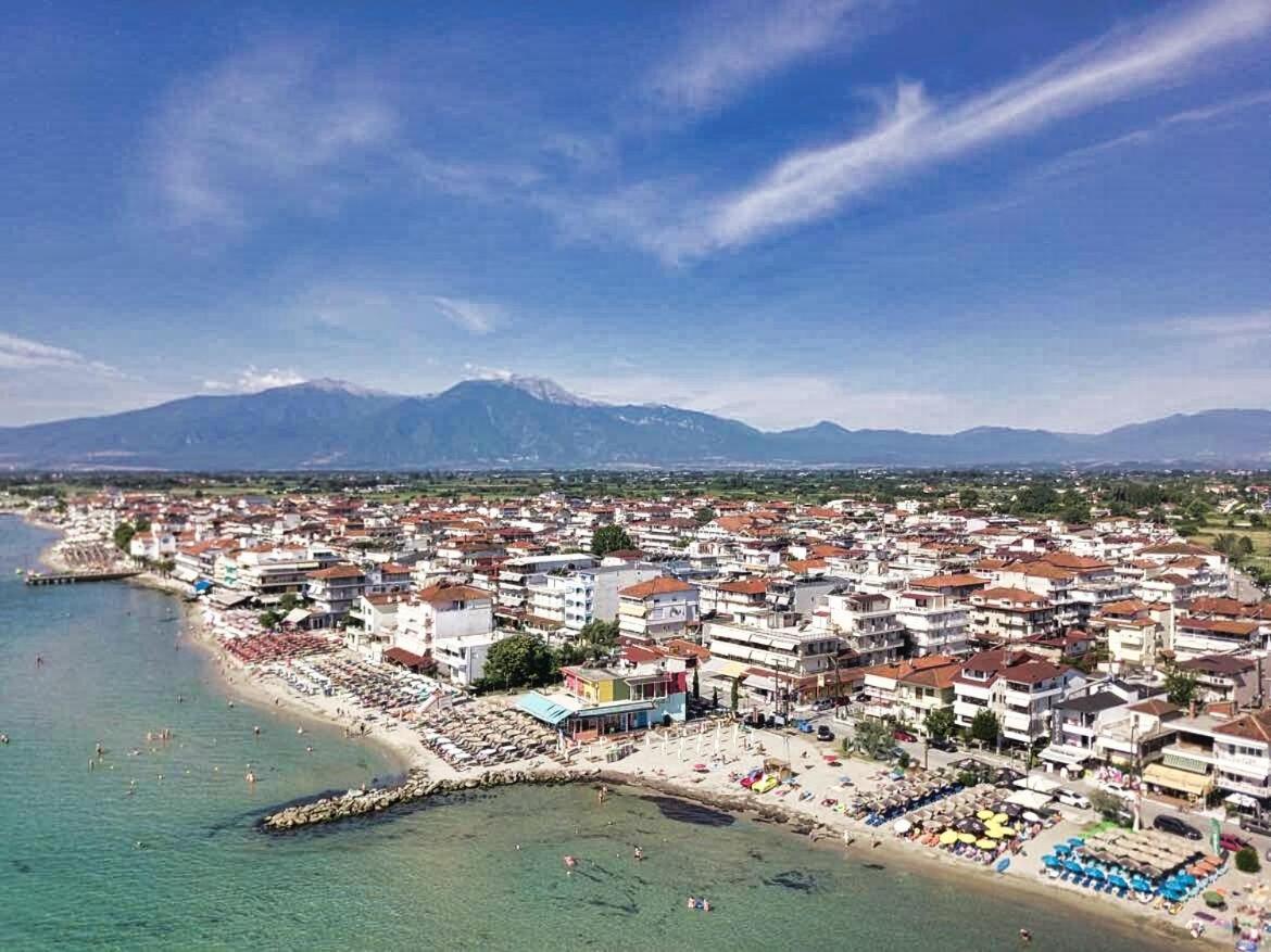 Conte Cristo Suites Paralía Exterior foto
